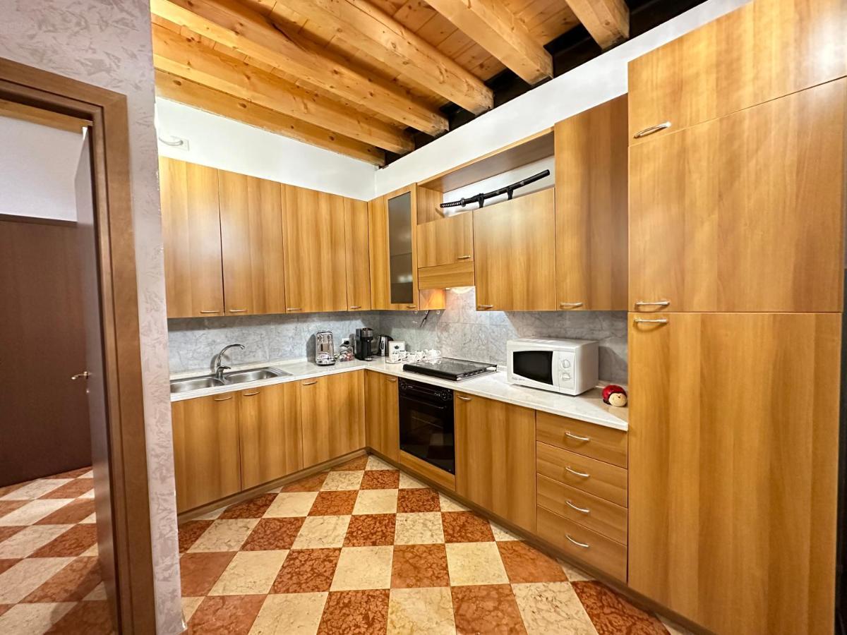 Imperial Home Mazzini Centro Verona 1 المظهر الخارجي الصورة